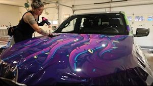 • HP Latex vehicle wrap print laminated with GF 831 clear cast laminate